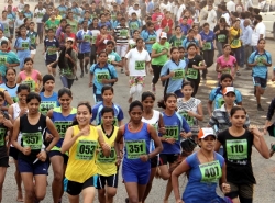 10-km-mahila-4